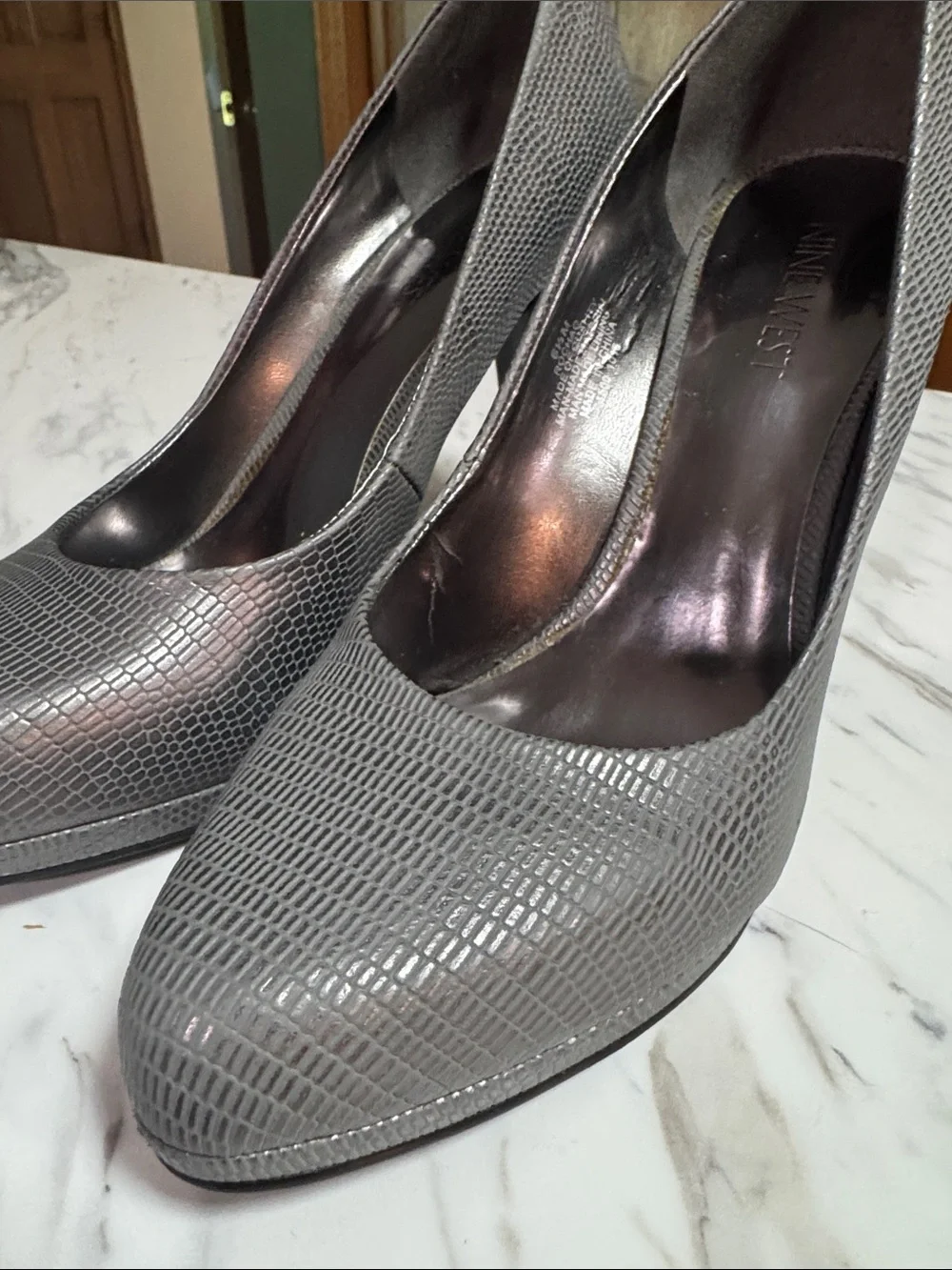 Nine West Silver-Gray Textured Pointed-Toe Pumps